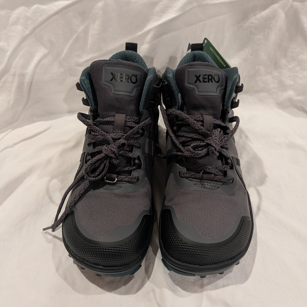 Xero Women's Black Athletic Shoes